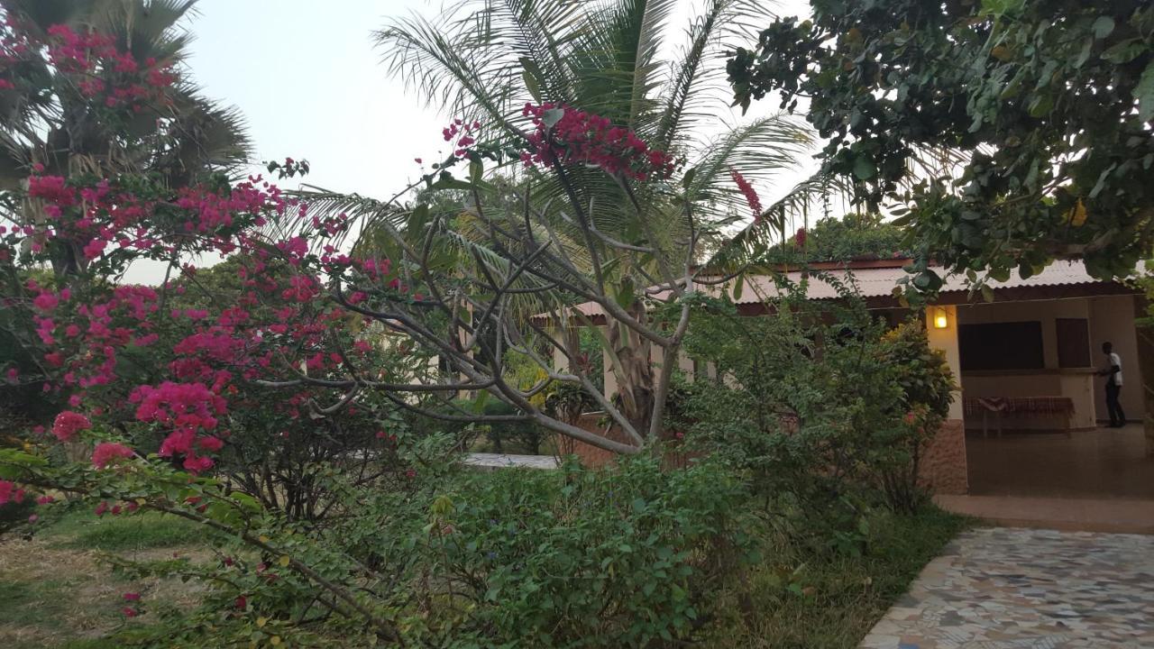 Yuna Village Garden Resort Tubaya Exteriör bild